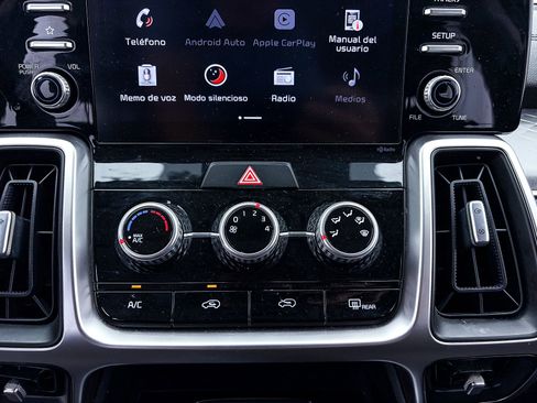 Used 2021 Kia Sorento LX image 17