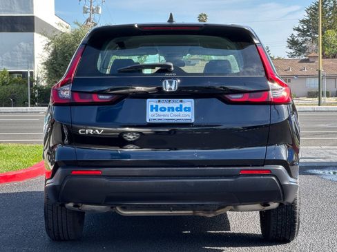 Used 2023 Honda CR-V LX image 9