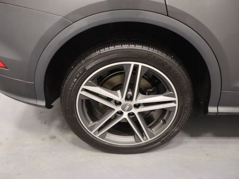 Used 2020 Audi SQ5 Premium Plus image 26