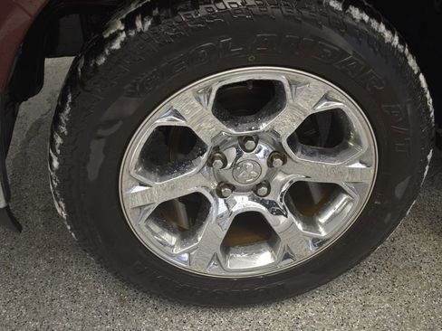 Used 2018 RAM 1500 Laramie w/ Convenience Group image 23