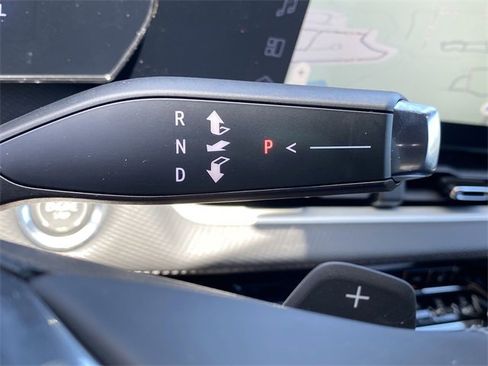 New 2026 Chevrolet Equinox LT w/ Convenience Package II image 18