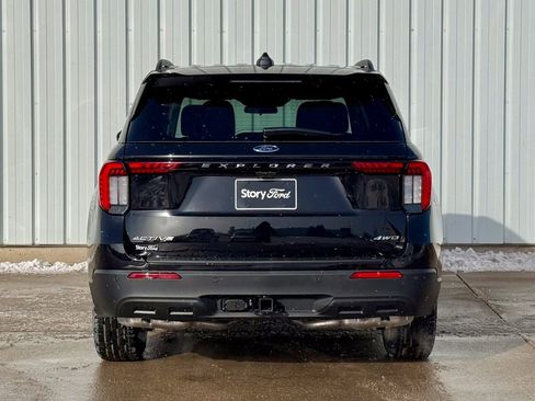 New 2026 Ford Explorer Active image 4