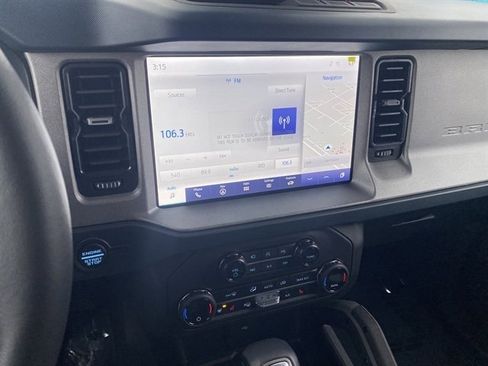 Used 2024 Ford Bronco Outer Banks image 15