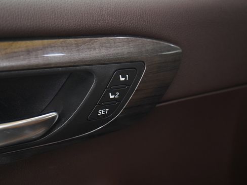 Used 2021 Toyota Highlander Platinum image 26