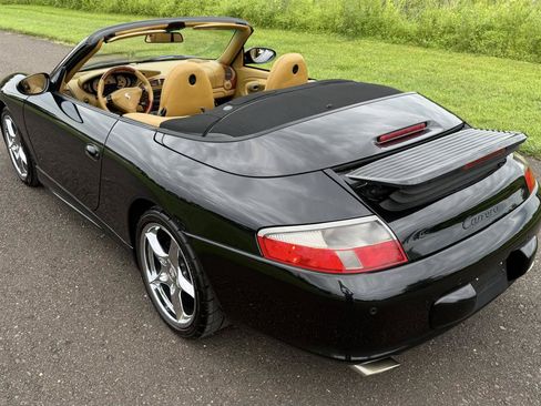 Used 2003 Porsche 911 Carrera RWD image 6