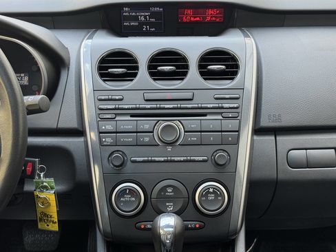 Used 2011 MAZDA CX-7 s Touring w/ Technology Pkg image 28