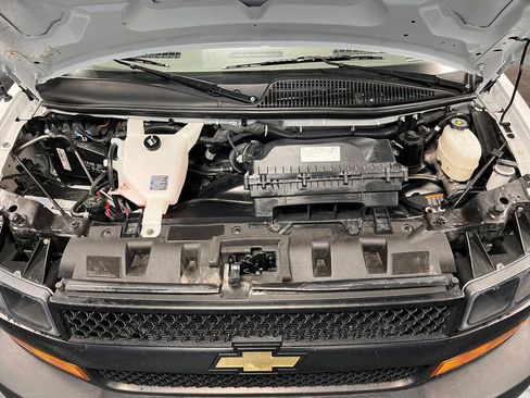 Used 2025 Chevrolet Express 2500 w/ Driver Convenience Package RWD image 14