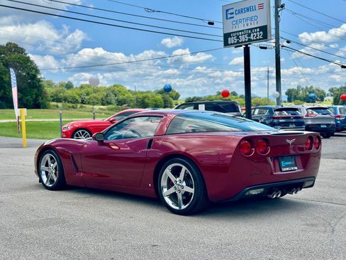 Used 2006 Chevrolet Corvette Coupe w/ Preferred Equipment Group RWD image 31