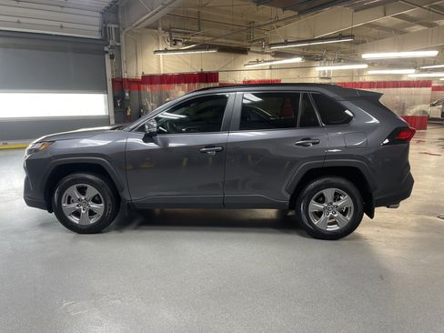 Used 2025 Toyota RAV4 XLE image 7