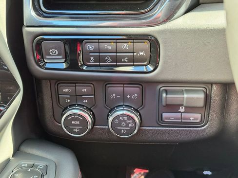 New 2026 GMC Yukon XL AT4 Ultimate image 32