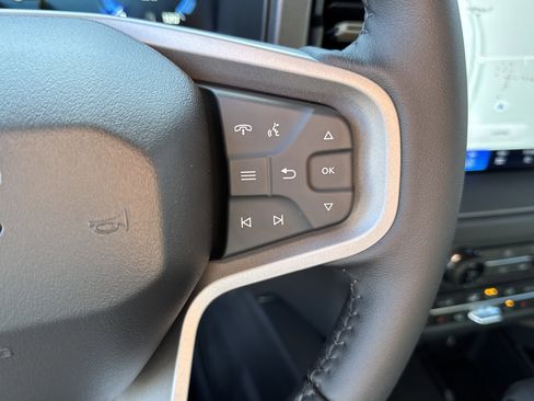 New 2025 Ford Bronco Badlands image 31