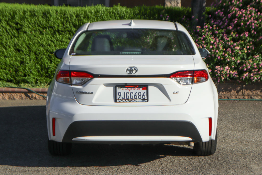 Used 2020 Toyota Corolla LE w/ Carpet Mat Package (TMS) FWD image 7