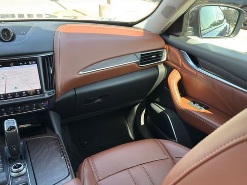 Certified 2022 Maserati Levante Modena S AWD/4WD image 30