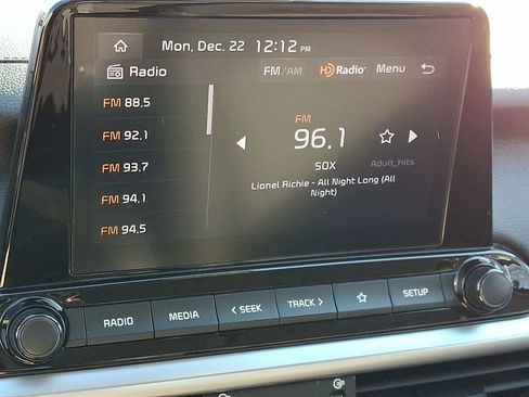 Used 2023 Kia Forte LXS image 17