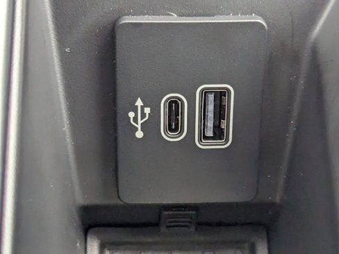 New 2026 Lincoln Nautilus Premier image 21