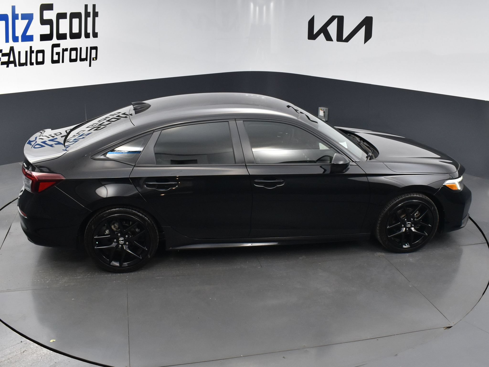 Used 2025 Honda Civic Sport image 14