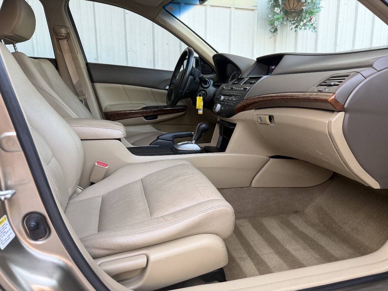 Used 2008 Honda Accord EX-L image 12