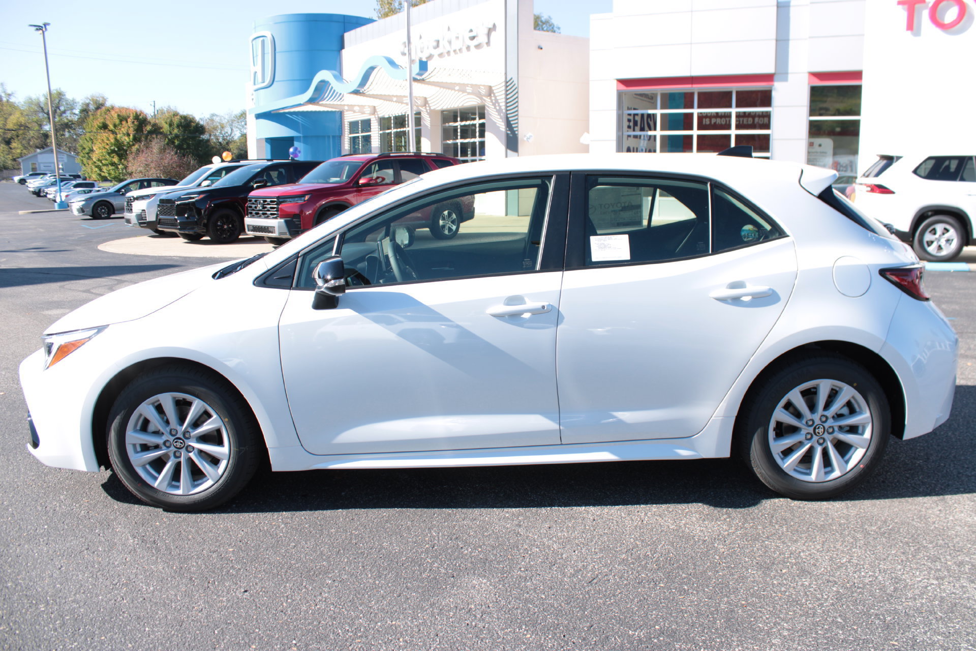 New 2027 Toyota Corolla SE FWD image 9