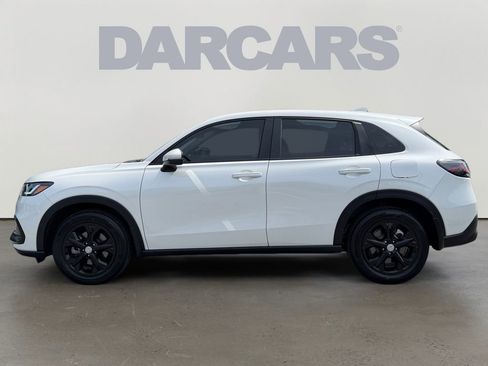 Used 2025 Honda HR-V LX image 3