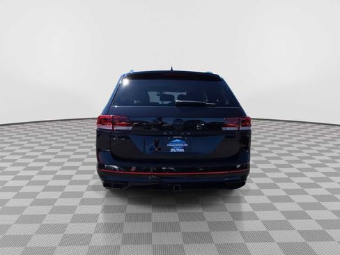 Used 2021 Volkswagen Atlas SE w/ Panoramic Sunroof Package FWD image 7