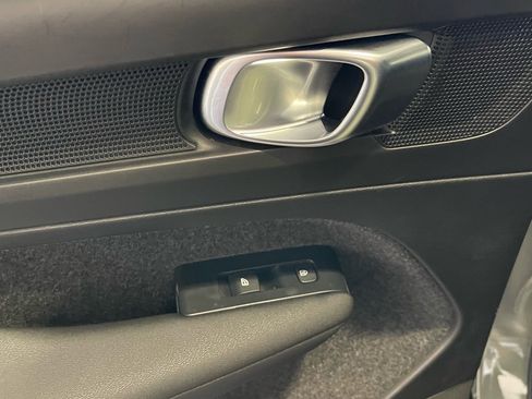 Used 2024 Volvo C40 P8 Recharge Ultimate w/ Protection Package Premier image 31