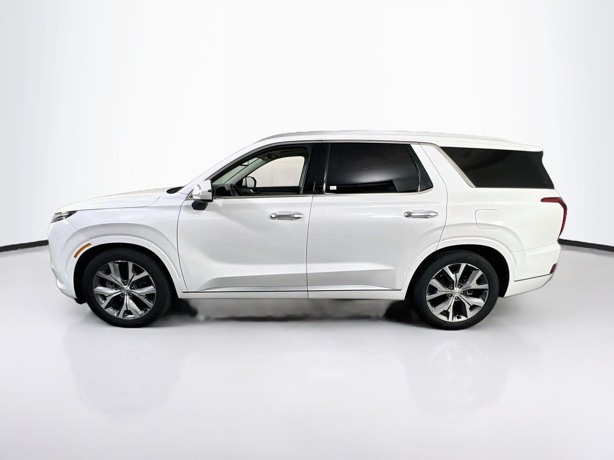 Used 2022 Hyundai Palisade Limited w/ Cargo Package AWD/4WD image 8