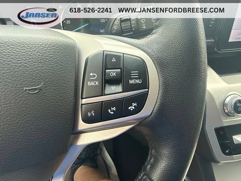 Used 2022 Ford Explorer XLT w/ Equipment Group 202A AWD/4WD image 17