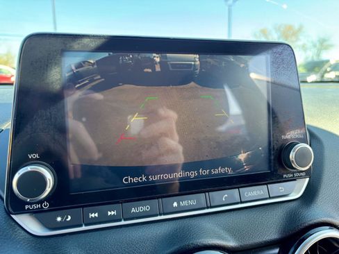 Used 2021 Nissan Sentra SV FWD image 5