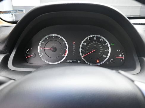 Used 2011 Honda Accord EX-L image 10