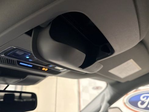 Used 2024 Ford F350 Lariat w/ FX4 Off-Road Package image 36