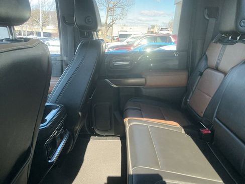 Used 2020 Chevrolet Silverado 2500 High Country image 8