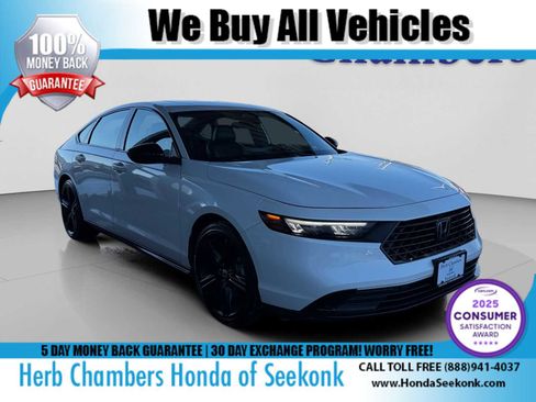 Used 2023 Honda Accord Sport image 1