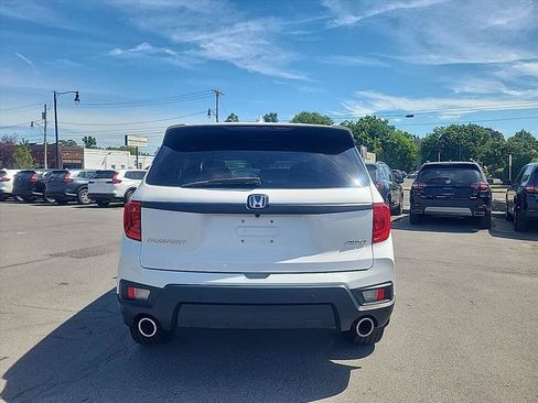 Used 2023 Honda Passport EX-L image 4