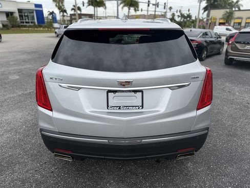 Used 2017 Cadillac XT5 Luxury FWD image 5