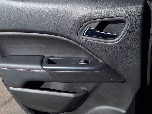 Used 2018 GMC Canyon All Terrain w/ Trailering Package image 12