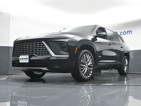 New 2026 Buick Enclave Avenir w/ Super Cruise Package image 6