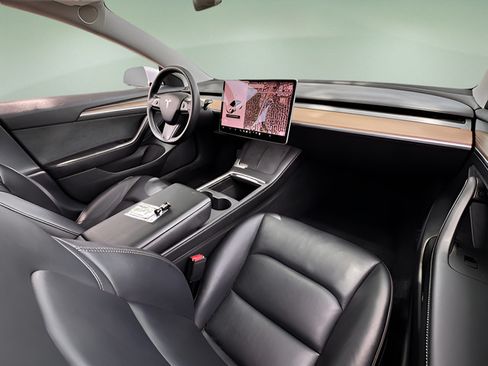 Used 2022 Tesla Model 3 Long Range AWD/4WD image 19