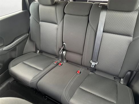 Used 2022 Mitsubishi Outlander ES image 8