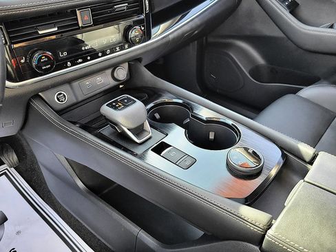 Certified 2023 Nissan Rogue SL image 15