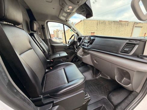 Used 2022 Ford Transit 150 Low Roof image 25