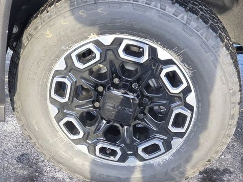 New 2026 GMC Sierra 2500 Denali Ultimate image 23