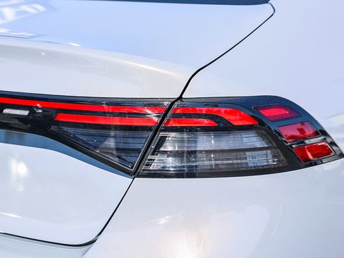 Certified 2025 Honda Accord SE image 26