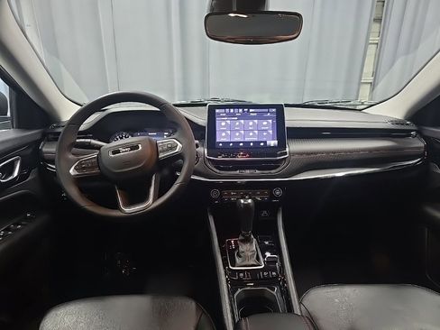 Used 2022 Jeep Compass Trailhawk image 14