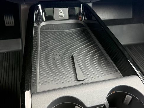 Used 2025 Ford Mustang Mach-E Premium AWD/4WD image 22