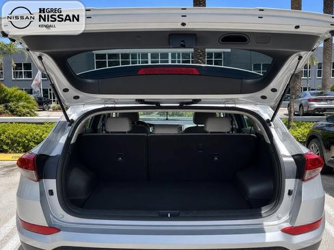 Used 2018 Hyundai Tucson SEL FWD image 13