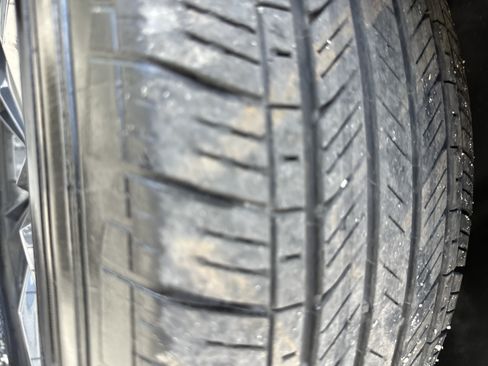 Used 2024 Volkswagen Tiguan SE FWD image 8