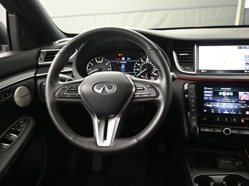 Used 2024 INFINITI QX50 Sport FWD image 12
