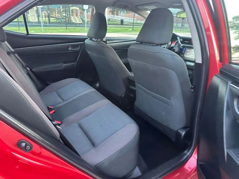 Used 2018 Toyota Corolla LE w/ LE Premium Package FWD image 22