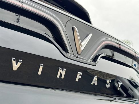 New 2025 VinFast VF 8 Eco AWD/4WD image 11