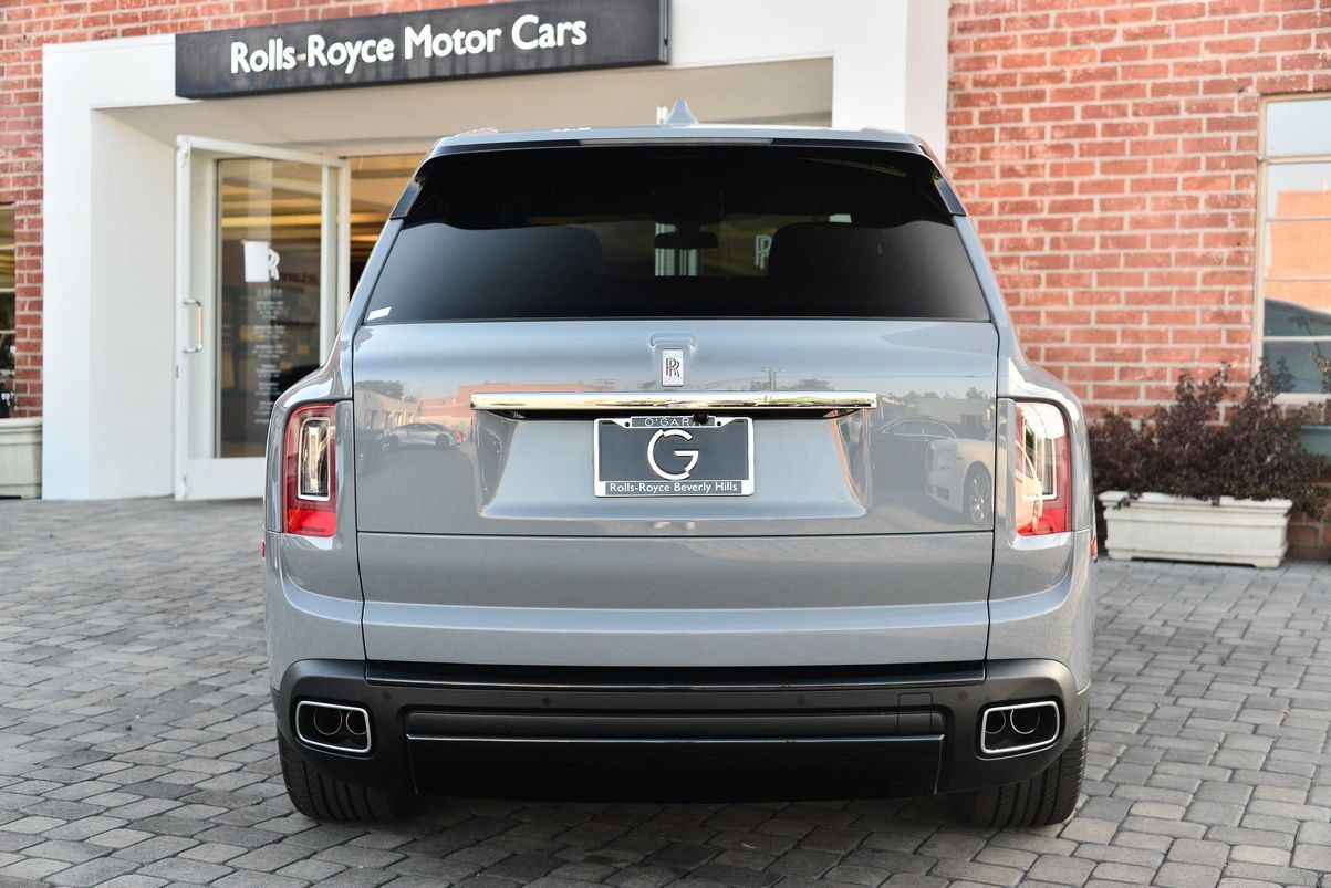 Certified 2022 Rolls-Royce Cullinan w/ Technology Package AWD/4WD image 21